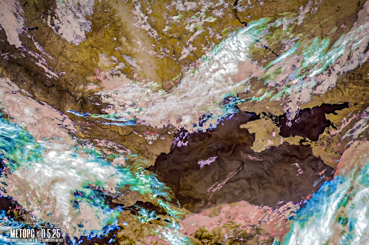 5.25 MetOpC avhrr 3 AVHRR 3b45 IR False Color D1